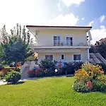 Anna -House Maria Manolaki, 2-Βedrm Apartment Appart hôtel Vourvourou