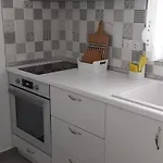 Anna -House Maria Manolaki, 2-Βedrm Apartment Appart hôtel 4*