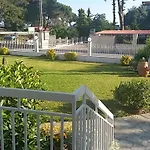 Anna -House Maria Manolaki, 2-Βedrm Apartment Appart hôtel Vourvourou