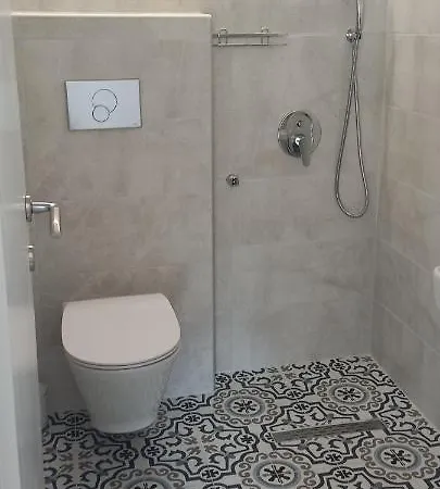 Aparthotel 2-bedroom Aparnt Anna Manolaki *