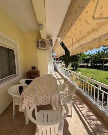 Aparthotel 2-bedroom Aparnt Anna Manolaki