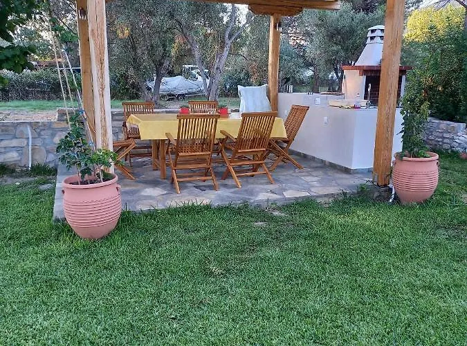 Anna -House Maria Manolaki, 2-Βedrm Apartment 4* Vourvourou