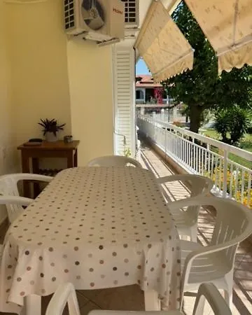 Anna -house Maria Manolaki, 2-βedrm 4* Vourvourou