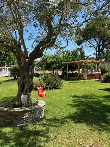 Anna -House Maria Manolaki, 2-Βedrm Apartment 4* Vourvourou